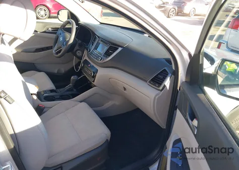 2017 Hyundai Tucson Eco z USA, uszkodzony, nr VIN KM8J3CA29HU339286